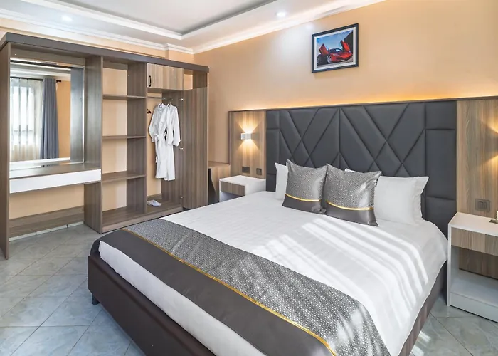 Skyview Opal Cuisine Hotel